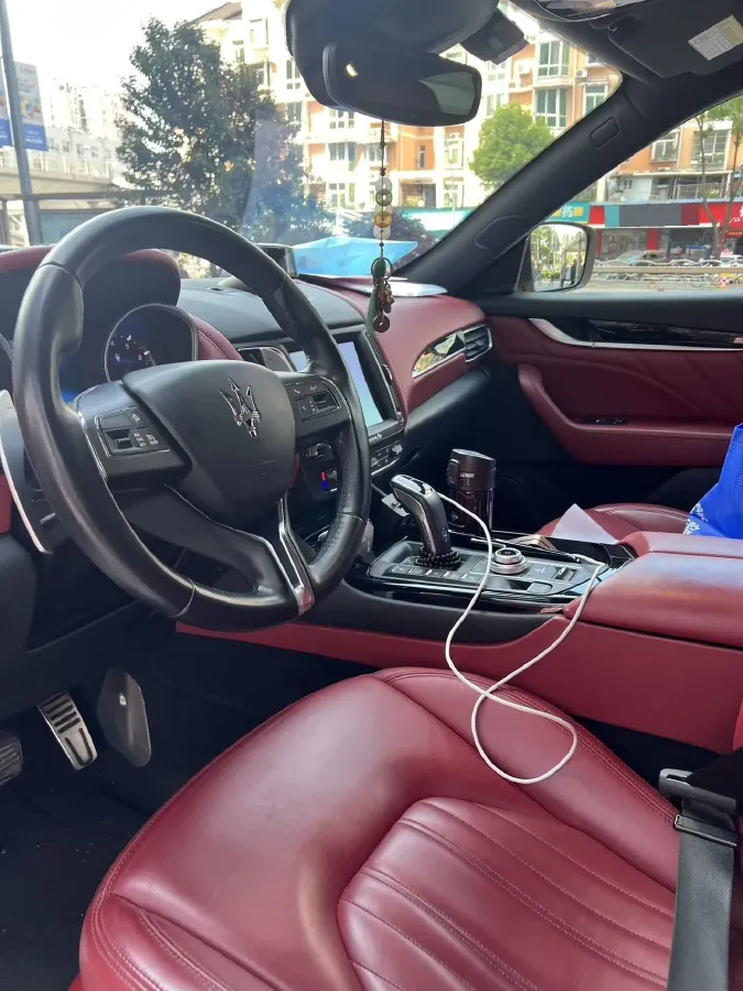 2019 Maserati Levante 3.0T 350HP V6 8AT,autocango,china used car exporter,china ev exporter,chinese used car exporter,chinese used ev exporter