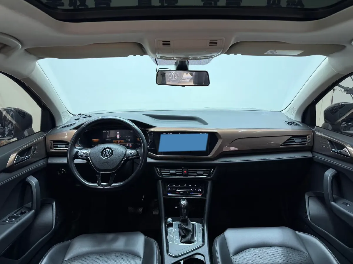 2022 Volkswagen Tharu 1.4T 150HP L4 7DCT,autocango,china used car exporter,china ev exporter,chinese used car exporter,chinese used ev exporter