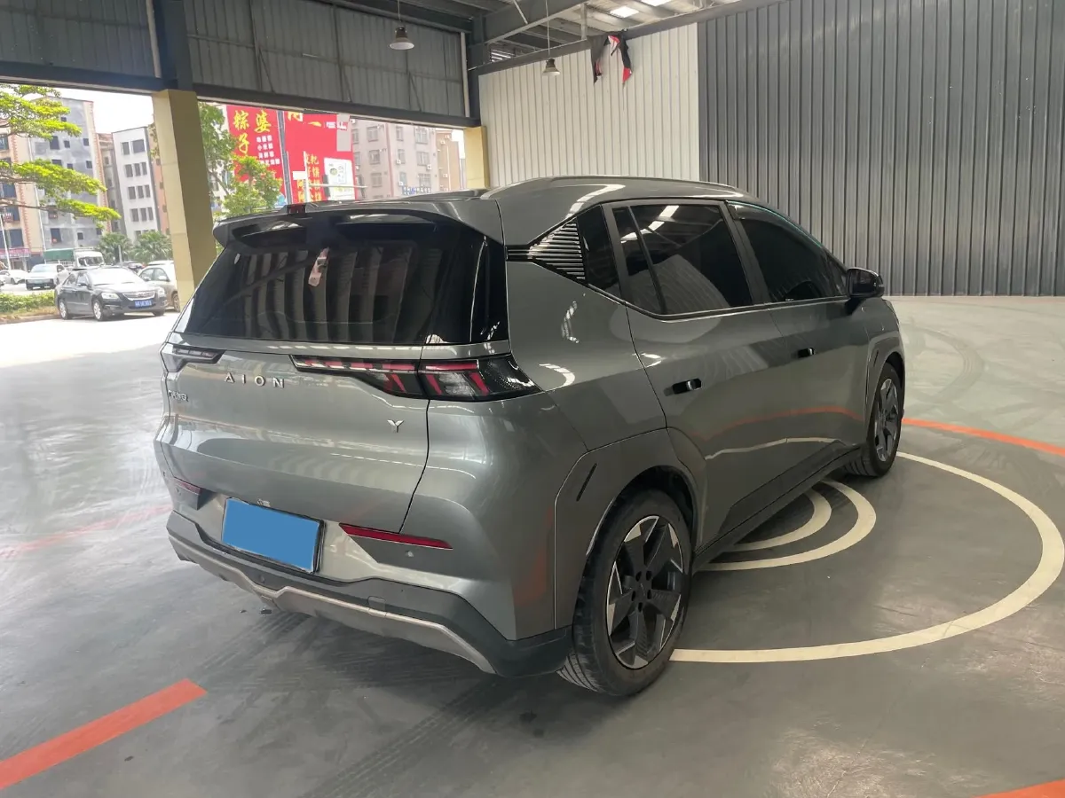 2022 Geely Okavango 1.8T 184HP L4 7DCT,autocango,china used car exporter,china ev exporter,chinese used car exporter,chinese used ev exporter