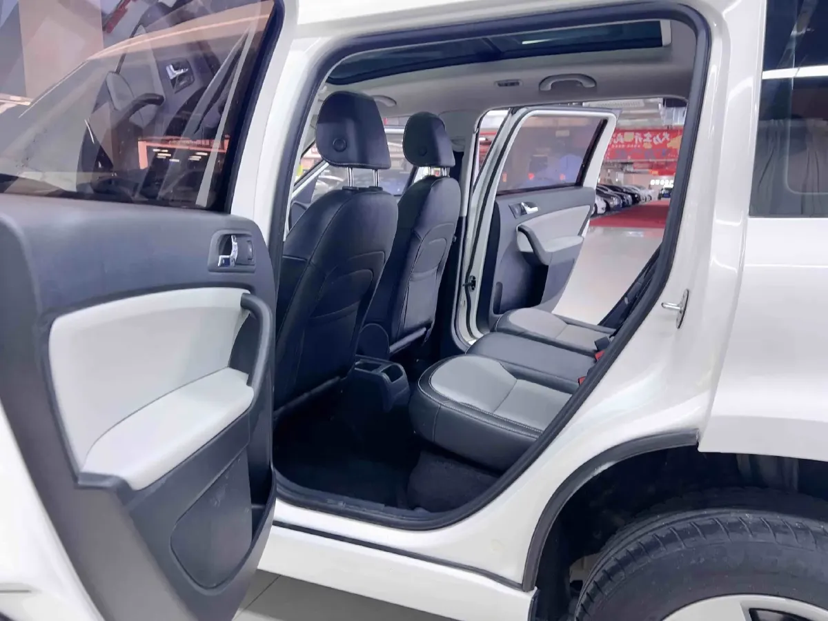 2016 Skoda Yeti 1.4T 150HP L4 7DCT,autocango,china used car exporter,china ev exporter,chinese used car exporter,chinese used ev exporter