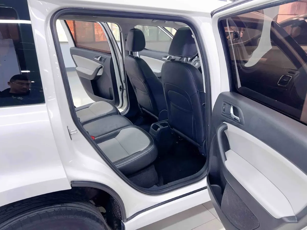 2016 Skoda Yeti 1.4T 150HP L4 7DCT,autocango,china used car exporter,china ev exporter,chinese used car exporter,chinese used ev exporter