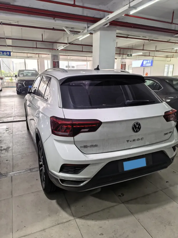 2022 Volkswagen T-Roc 1.4T 150HP L4 7DCT,autocango,china used car exporter,china ev exporter,chinese used car exporter,chinese used ev exporter