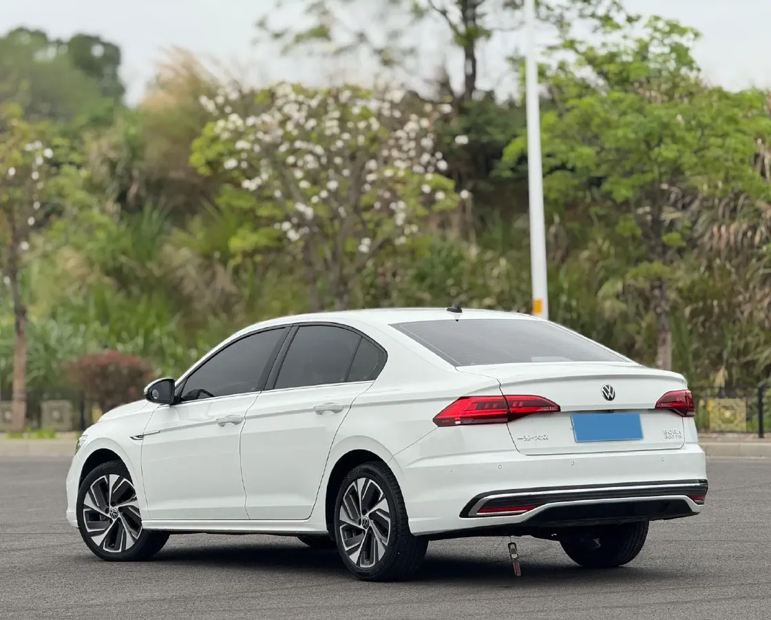 2023 Volkswagen Bora 1.5T 160HP L4 7DCT,autocango,china used car exporter,china ev exporter,chinese used car exporter,chinese used ev exporter