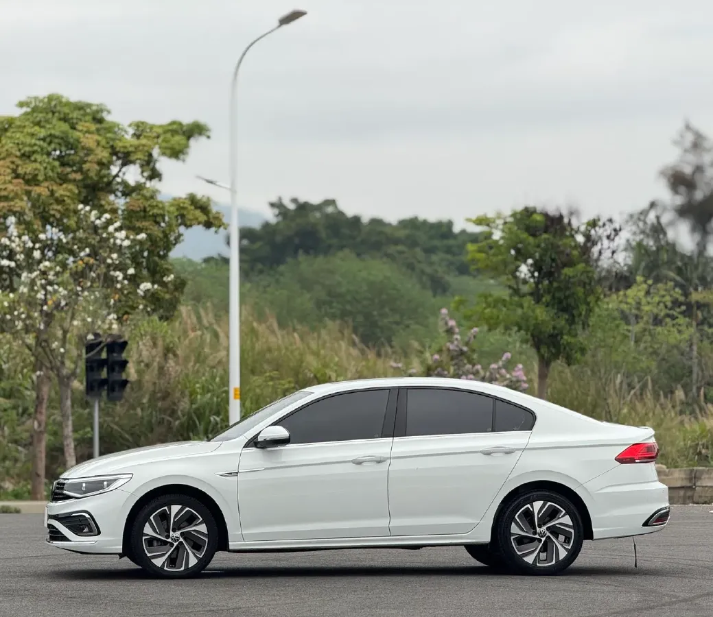 2023 Volkswagen Bora 1.5T 160HP L4 7DCT,autocango,china used car exporter,china ev exporter,chinese used car exporter,chinese used ev exporter