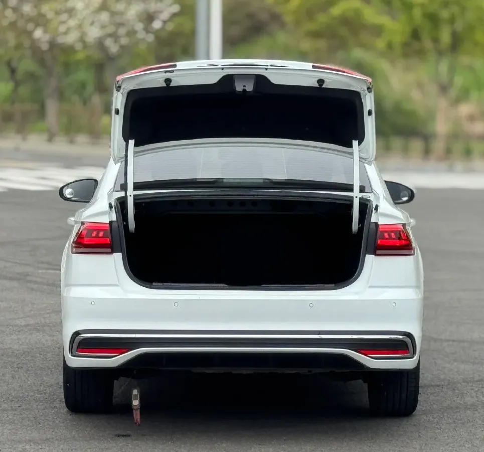 2023 Volkswagen Bora 1.5T 160HP L4 7DCT,autocango,china used car exporter,china ev exporter,chinese used car exporter,chinese used ev exporter