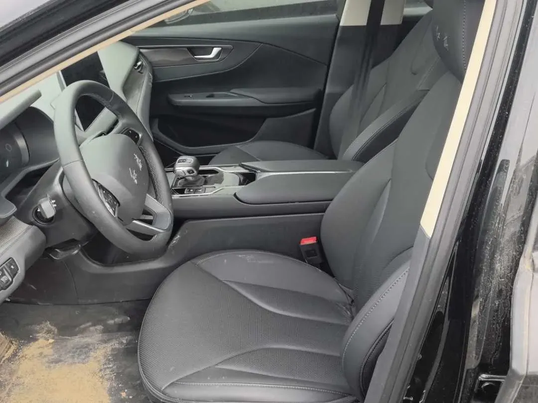 2022 HongQi E-QM5 BEV 54KWH,autocango,china used car exporter,china ev exporter,chinese used car exporter,chinese used ev exporter