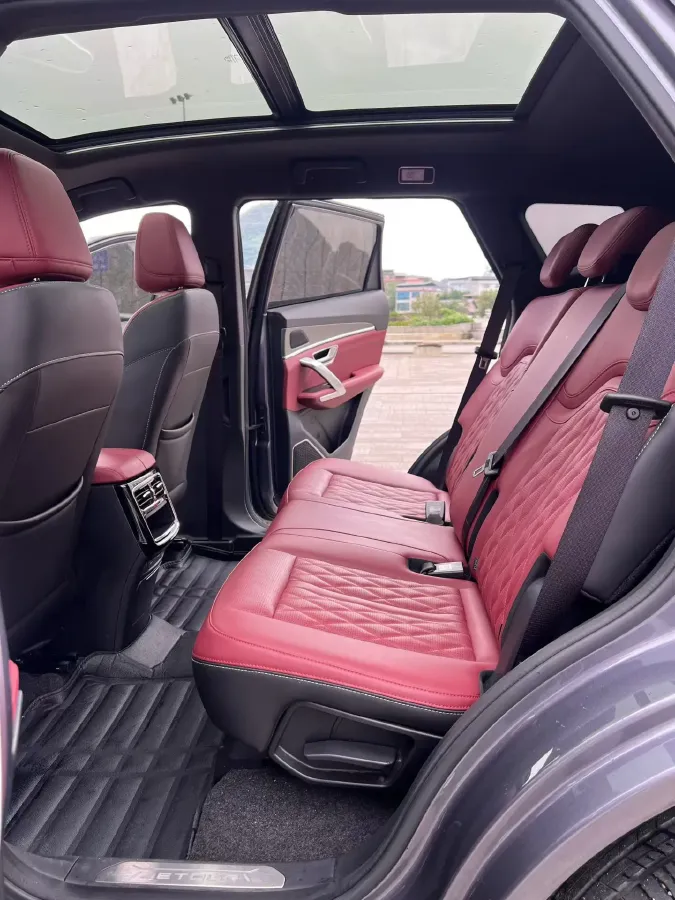 2024 Jetour X70 Plus 1.5T 156HP L4 6DCT,autocango,china used car exporter,china ev exporter,chinese used car exporter,chinese used ev exporter