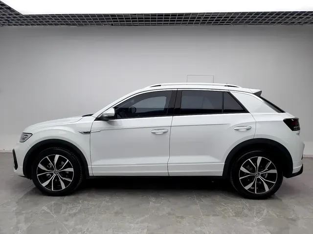 2024 Volkswagen T-Roc 1.4T 150HP L4 7DCT,autocango,china used car exporter,china ev exporter,chinese used car exporter,chinese used ev exporter