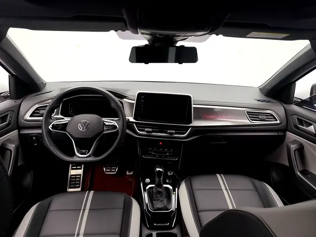 2024 Volkswagen T-Roc 1.4T 150HP L4 7DCT,autocango,china used car exporter,china ev exporter,chinese used car exporter,chinese used ev exporter