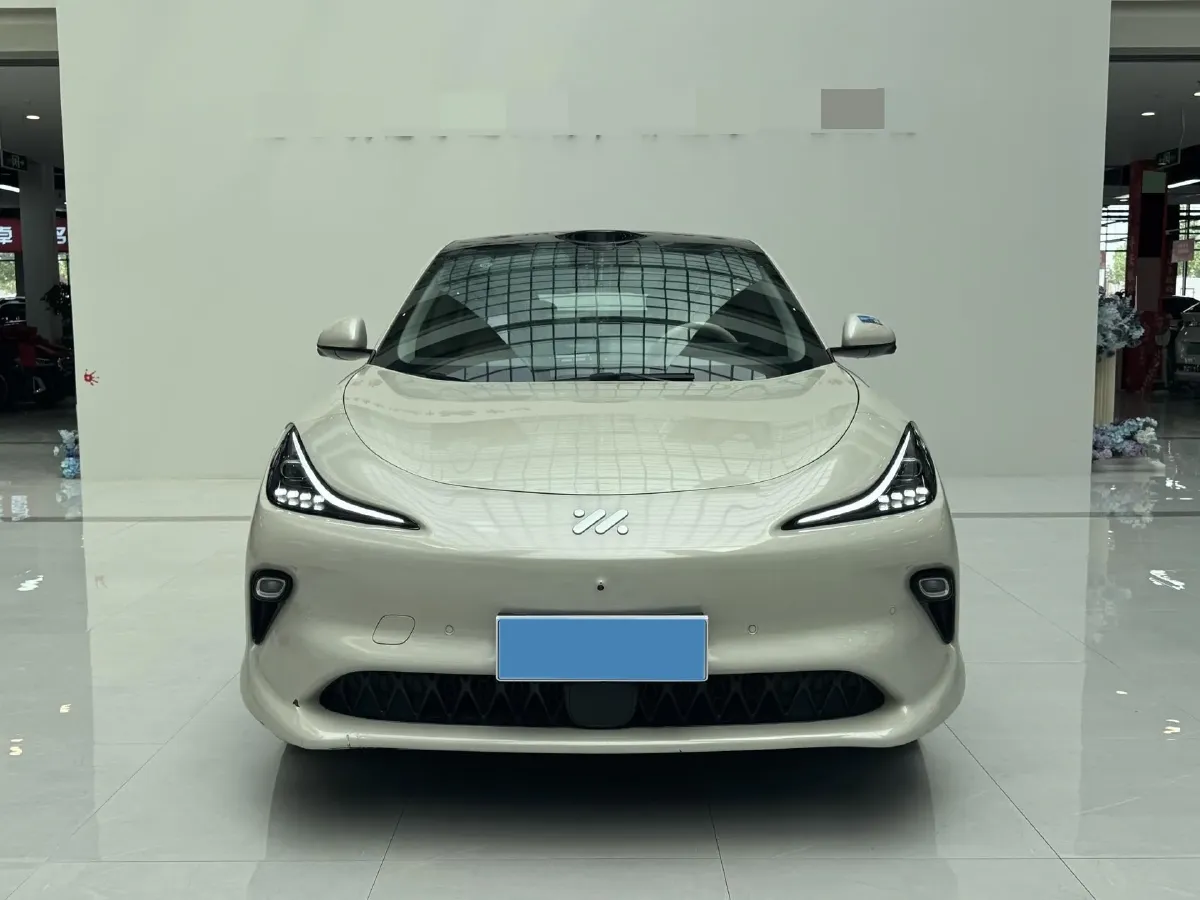 2025 IM LS6 BEV 75KWH,autocango,china used car exporter,china ev exporter,chinese used car exporter,chinese used ev exporter