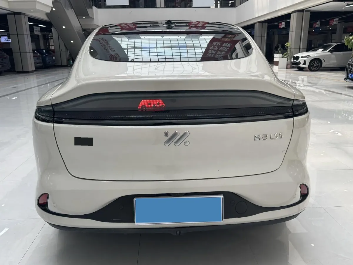 2025 IM LS6 BEV 75KWH,autocango,china used car exporter,china ev exporter,chinese used car exporter,chinese used ev exporter