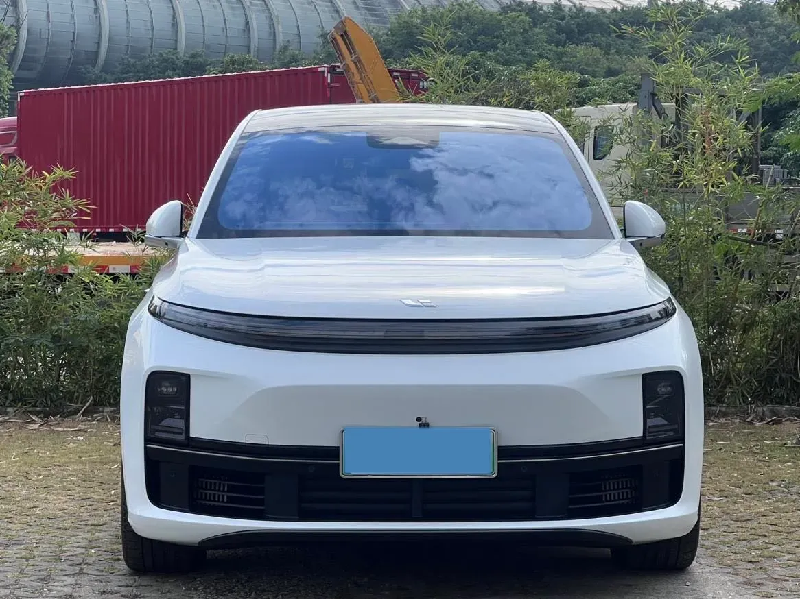 2023 Li L7 Range Extended 154HP REEV 40.9KWH,autocango,china used car exporter,china ev exporter,chinese used car exporter,chinese used ev exporter