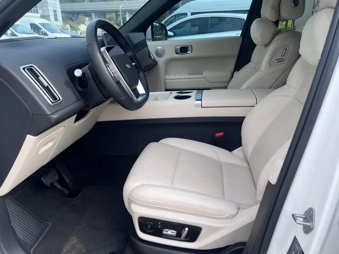 2023 Li L7 Range Extended 154HP REEV 40.9KWH,autocango,china used car exporter,china ev exporter,chinese used car exporter,chinese used ev exporter