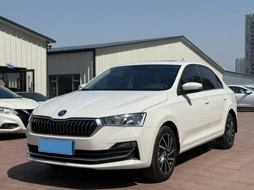 2020 Skoda Rapid 1.5L 112HP L4 5MT,autocango,china used car exporter,china ev exporter,chinese used car exporter,chinese used ev exporter