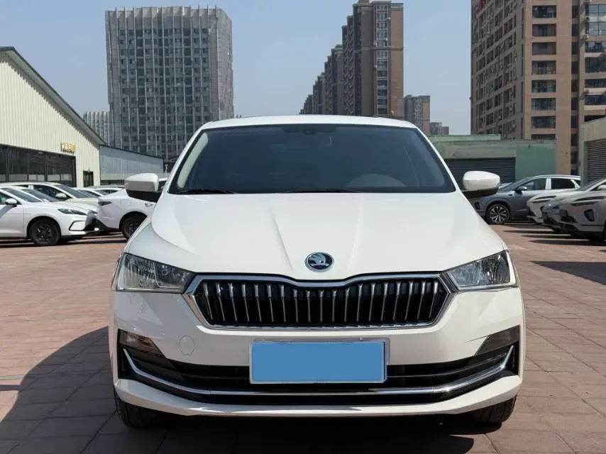 2020 Skoda Rapid 1.5L 112HP L4 5MT,autocango,china used car exporter,china ev exporter,chinese used car exporter,chinese used ev exporter