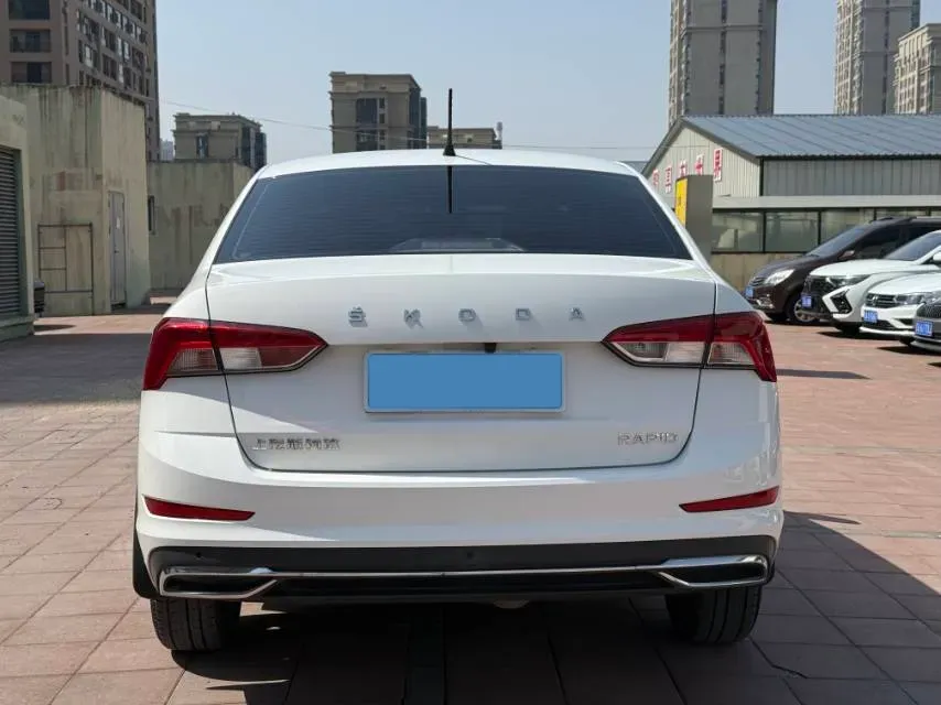 2020 Skoda Rapid 1.5L 112HP L4 5MT,autocango,china used car exporter,china ev exporter,chinese used car exporter,chinese used ev exporter