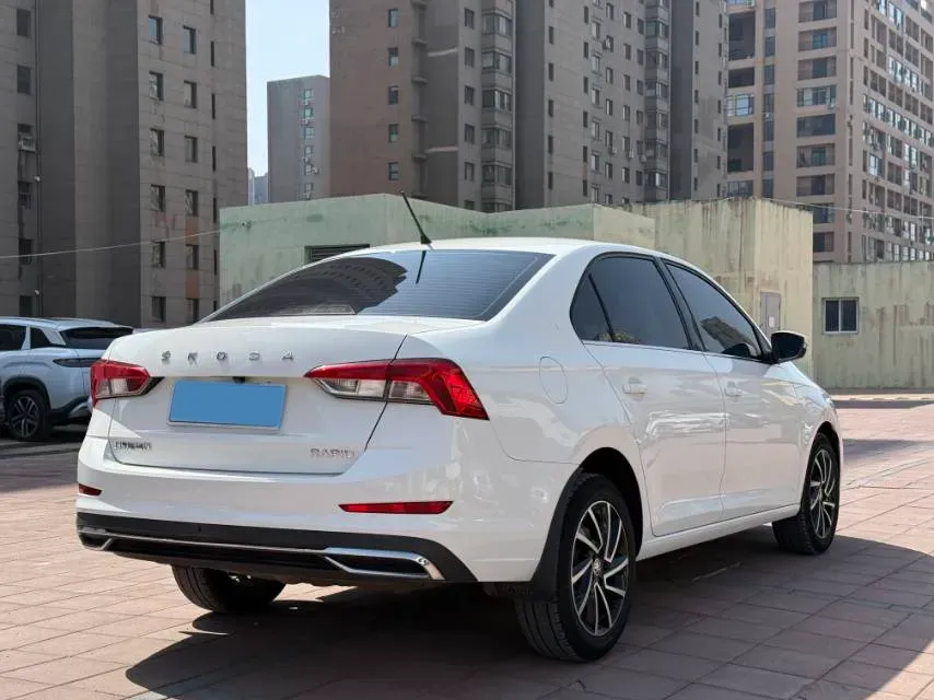 2020 Skoda Rapid 1.5L 112HP L4 5MT,autocango,china used car exporter,china ev exporter,chinese used car exporter,chinese used ev exporter