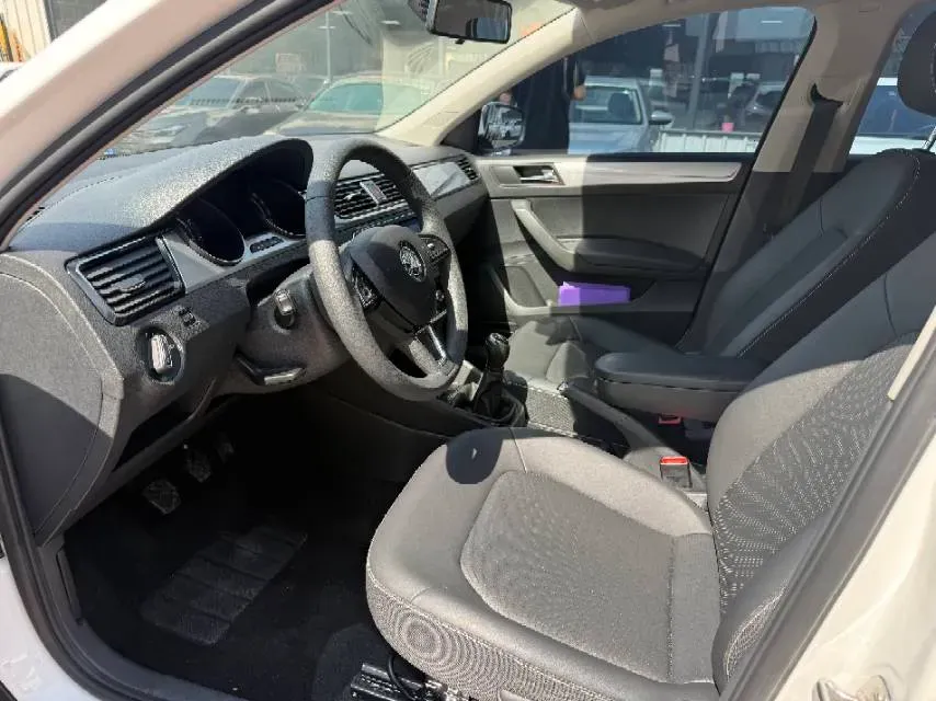 2020 Skoda Rapid 1.5L 112HP L4 5MT,autocango,china used car exporter,china ev exporter,chinese used car exporter,chinese used ev exporter