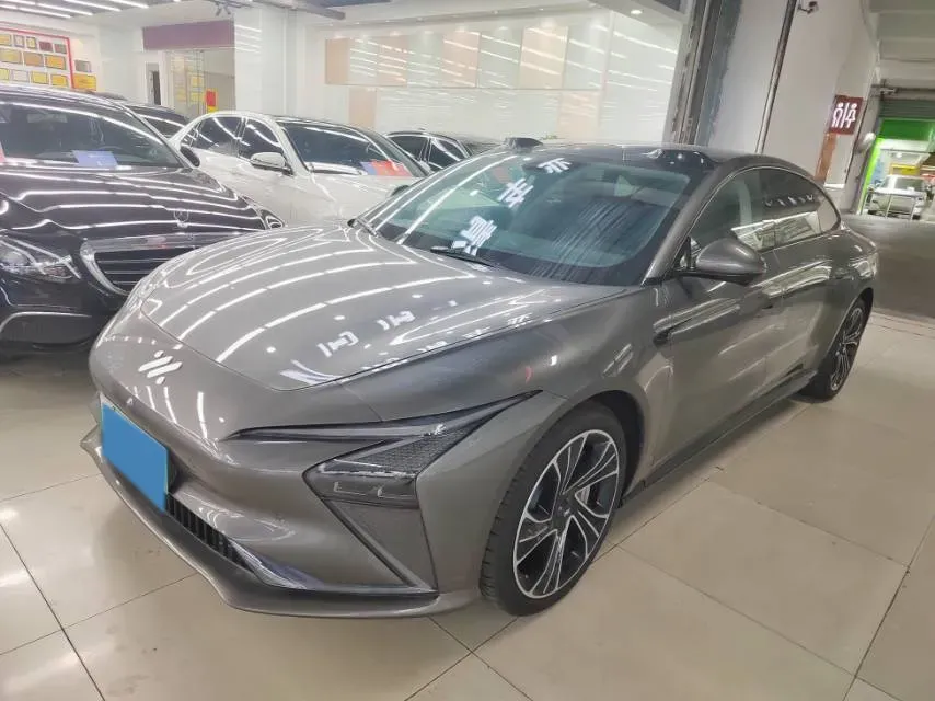 2024 IM L7 BEV 90KWH,autocango,china used car exporter,china ev exporter,chinese used car exporter,chinese used ev exporter