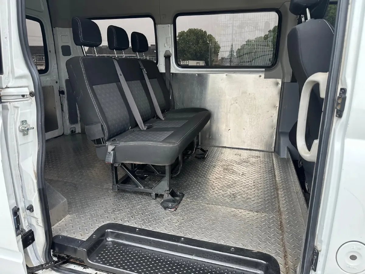 2021 Foton Grand General G9 2.0T 238HP L4 6MT,autocango,china used car exporter,china ev exporter,chinese used car exporter,chinese used ev exporter