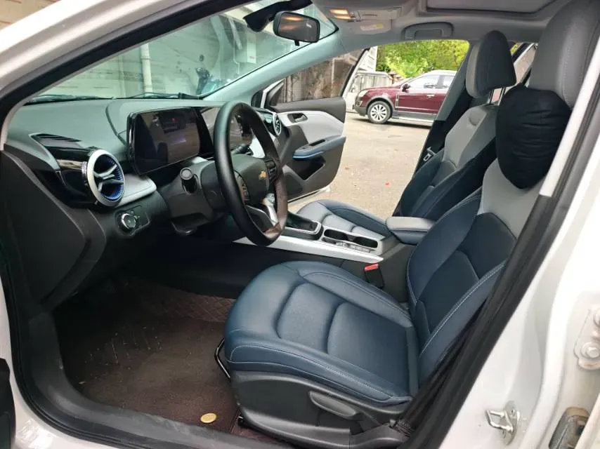 2023 Chevrolet Monza 1.5L 113HP L4 6DCT,autocango,china used car exporter,china ev exporter,chinese used car exporter,chinese used ev exporter