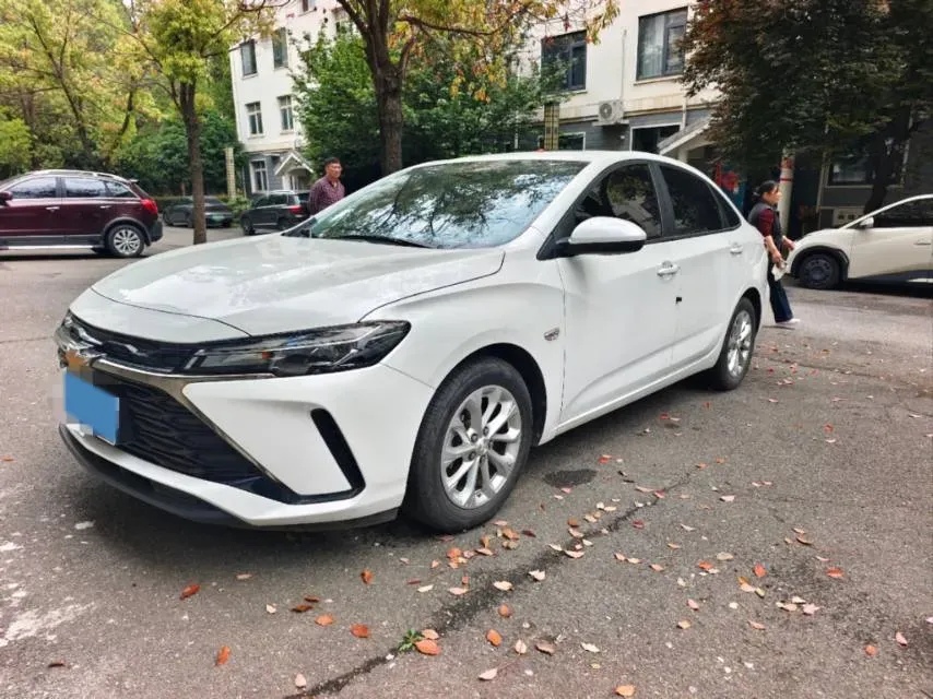 2023 Chevrolet Monza 1.5L 113HP L4 6DCT,autocango,china used car exporter,china ev exporter,chinese used car exporter,chinese used ev exporter