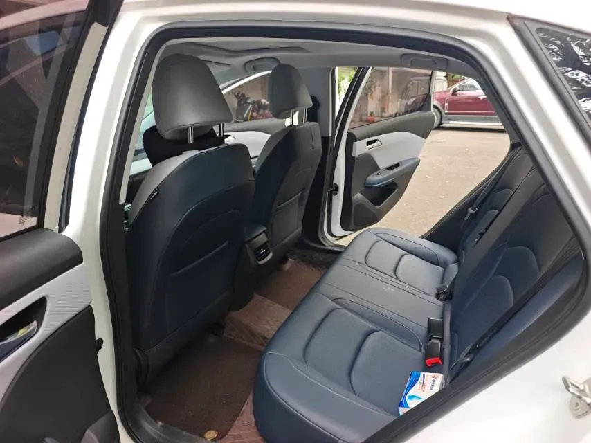 2023 Chevrolet Monza 1.5L 113HP L4 6DCT,autocango,china used car exporter,china ev exporter,chinese used car exporter,chinese used ev exporter