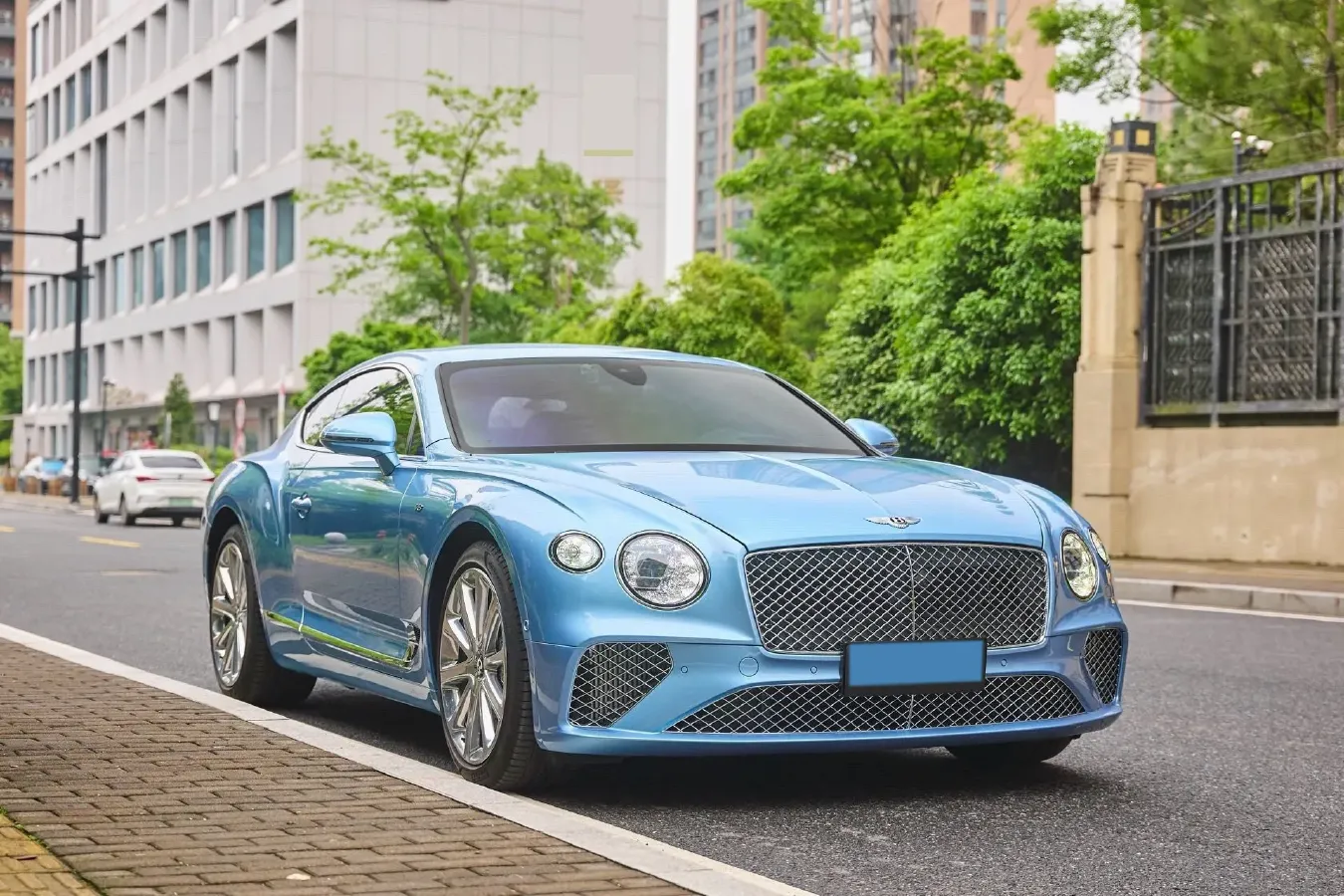 2020 Bentley Continental 4.0T 549HP V8 8DCT,autocango,china used car exporter,china ev exporter,chinese used car exporter,chinese used ev exporter