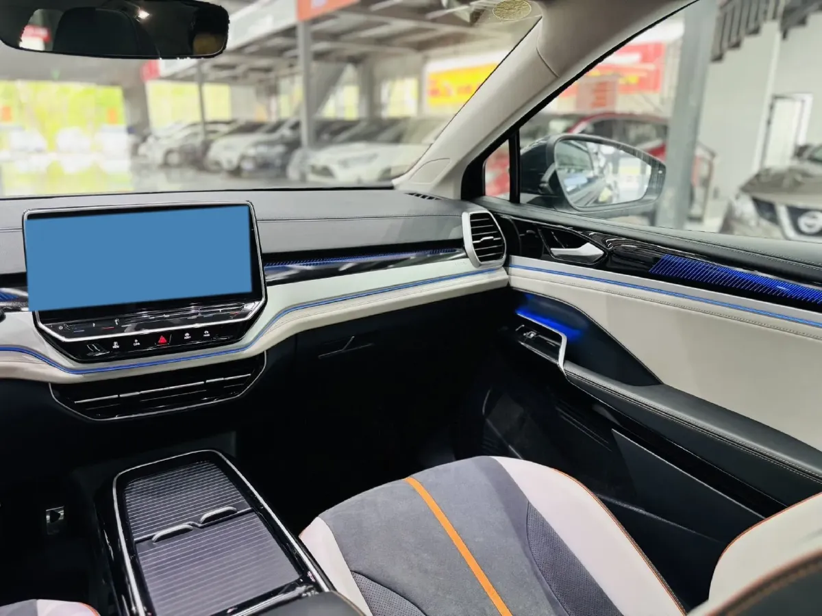 2022 Volkswagen ID.6 Crozz BEV 84.8KWH,autocango,china used car exporter,china ev exporter,chinese used car exporter,chinese used ev exporter