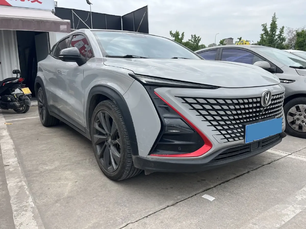 2020 ChangAn UNI-T 1.5T 180HP L4 7DCT,autocango,china used car exporter,china ev exporter,chinese used car exporter,chinese used ev exporter
