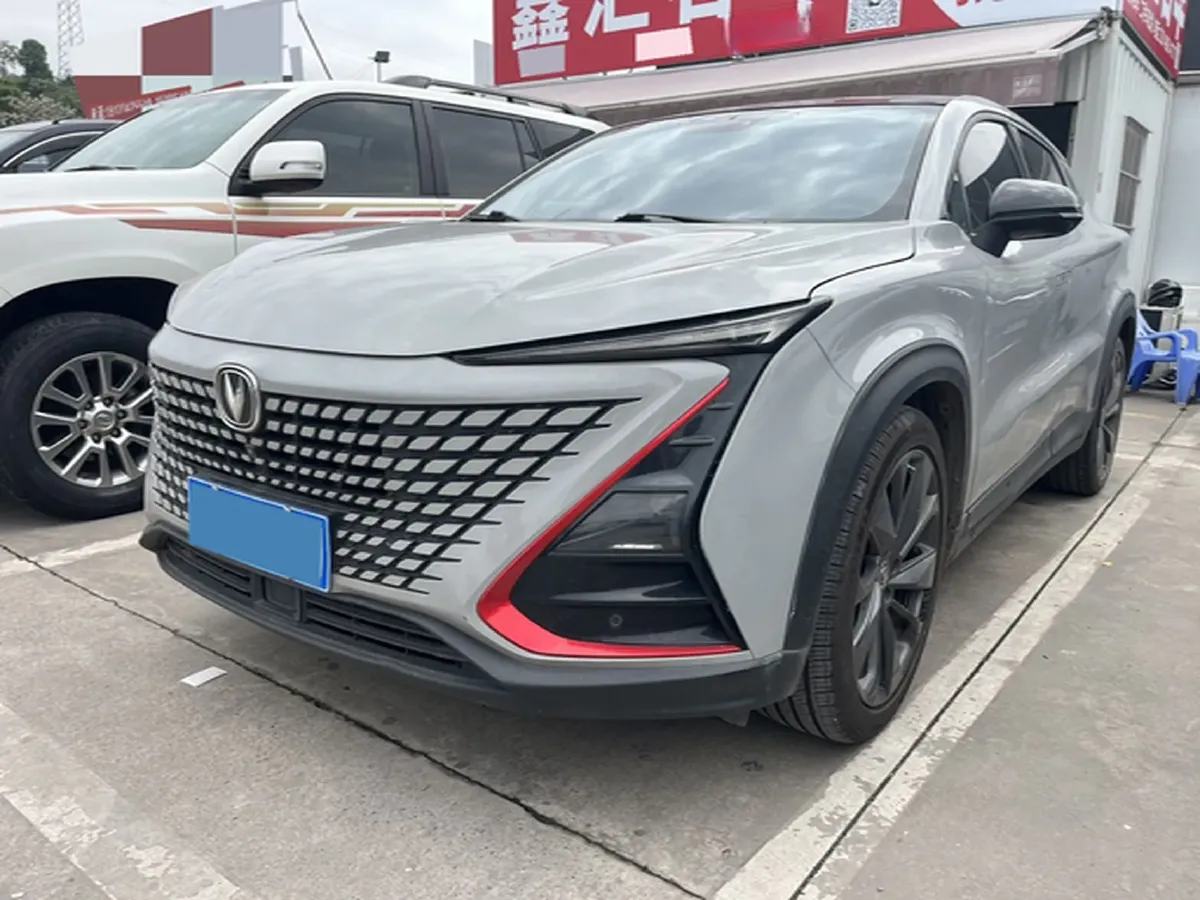 2020 ChangAn UNI-T 1.5T 180HP L4 7DCT,autocango,china used car exporter,china ev exporter,chinese used car exporter,chinese used ev exporter