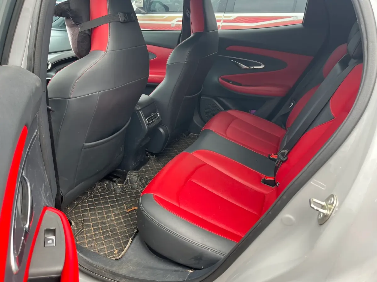 2020 ChangAn UNI-T 1.5T 180HP L4 7DCT,autocango,china used car exporter,china ev exporter,chinese used car exporter,chinese used ev exporter