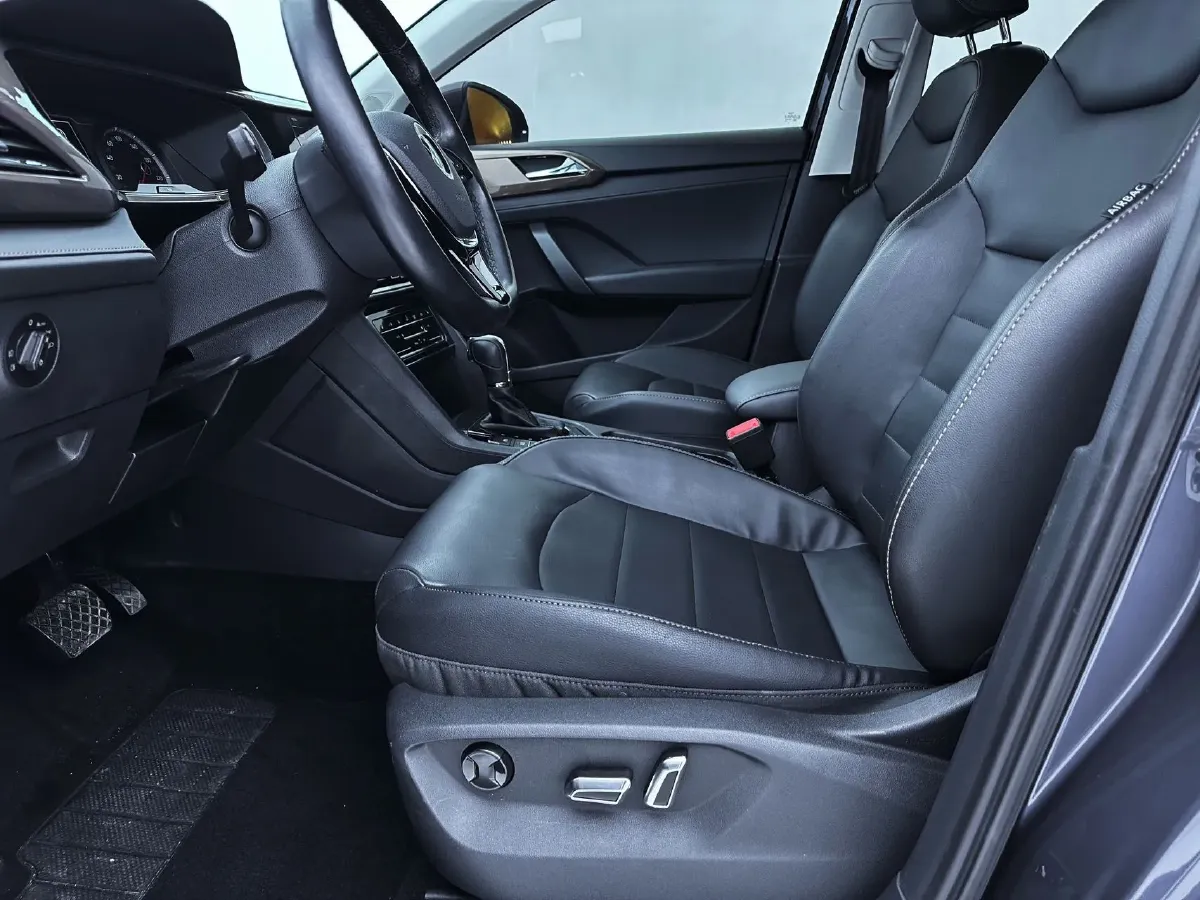 2021 Volkswagen Tharu 1.4T 150HP L4 7DCT,autocango,china used car exporter,china ev exporter,chinese used car exporter,chinese used ev exporter