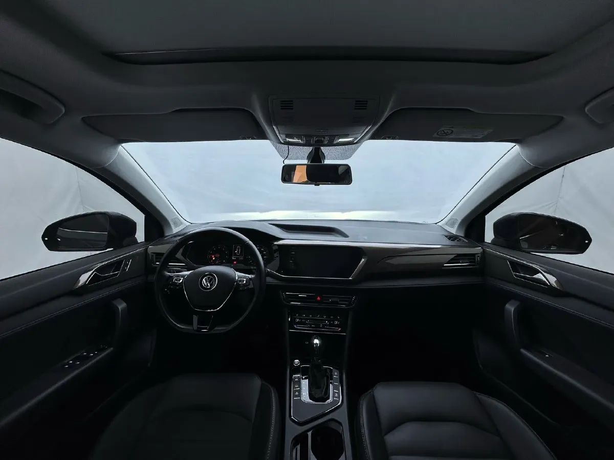 2021 Volkswagen Tharu 1.4T 150HP L4 7DCT,autocango,china used car exporter,china ev exporter,chinese used car exporter,chinese used ev exporter