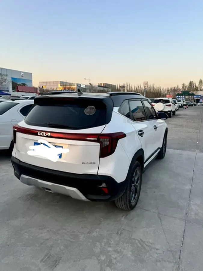 2023 Kia Seltos 1.5L 115HP L4 CVT,autocango,china used car exporter,china ev exporter,chinese used car exporter,chinese used ev exporter