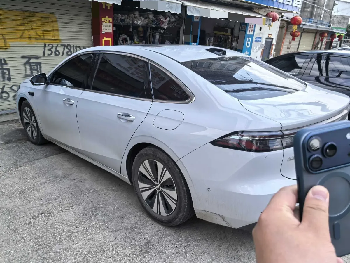 2025 Geely Galaxy A7 1.5L 112HP L4 1DHT PHEV,autocango,china used car exporter,china ev exporter,chinese used car exporter,chinese used ev exporter