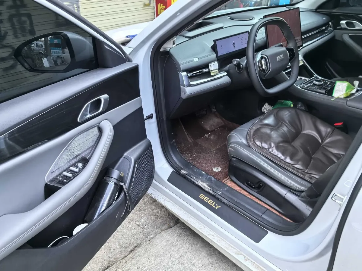 2025 Geely Galaxy A7 1.5L 112HP L4 1DHT PHEV,autocango,china used car exporter,china ev exporter,chinese used car exporter,chinese used ev exporter