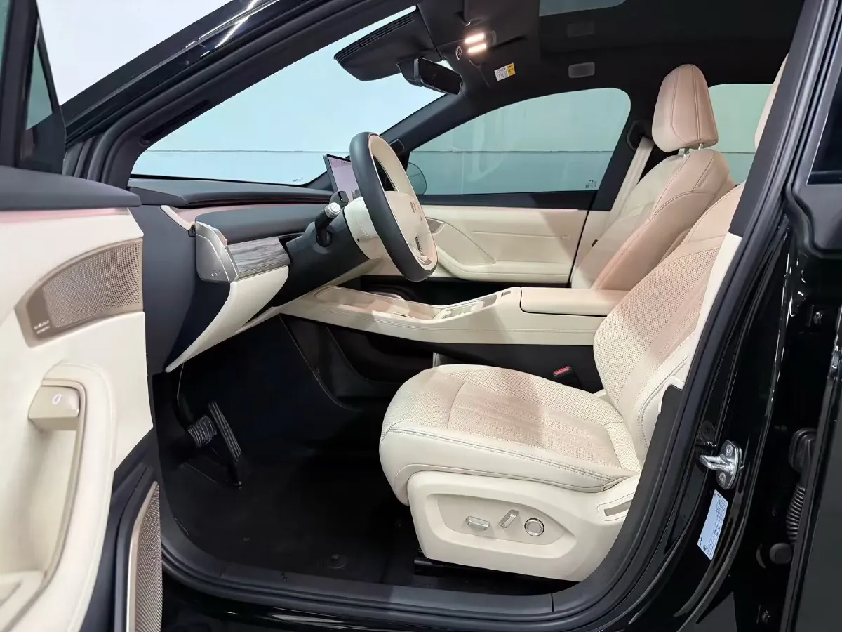 2025 ONVO L60 BEV,autocango,china used car exporter,china ev exporter,chinese used car exporter,chinese used ev exporter