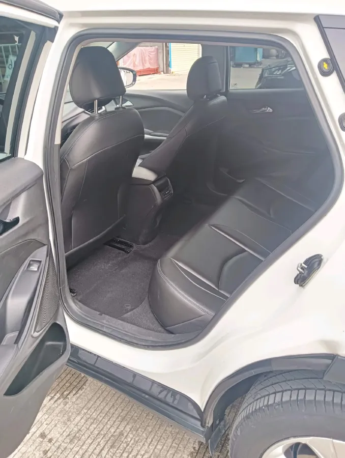 2022 Chevrolet Menlo BEV 61.1KWH,autocango,china used car exporter,china ev exporter,chinese used car exporter,chinese used ev exporter