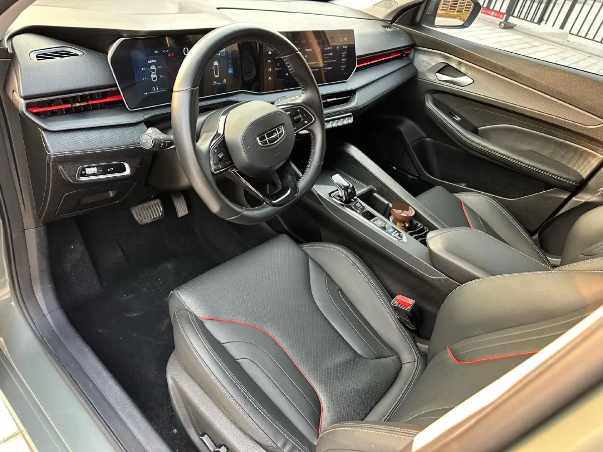 2022 Geely Binray 1.5T 181HP L4 7DCT,autocango,china used car exporter,china ev exporter,chinese used car exporter,chinese used ev exporter