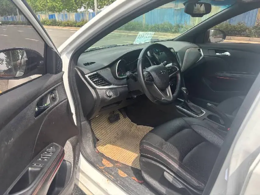 2020 Chevrolet Monza 1.3T 163HP L3 6AT,autocango,china used car exporter,china ev exporter,chinese used car exporter,chinese used ev exporter