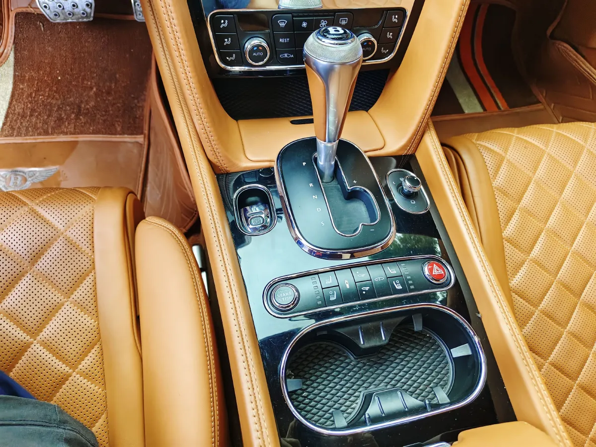 2017 Bentley Continental 4.0T 528HP V8 8AT,autocango,china used car exporter,china ev exporter,chinese used car exporter,chinese used ev exporter