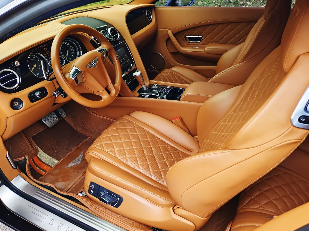 2017 Bentley Continental 4.0T 528HP V8 8AT,autocango,china used car exporter,china ev exporter,chinese used car exporter,chinese used ev exporter