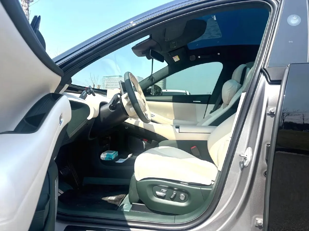 2025 MI YU7 BEV 101.7KWH,autocango,china used car exporter,china ev exporter,chinese used car exporter,chinese used ev exporter