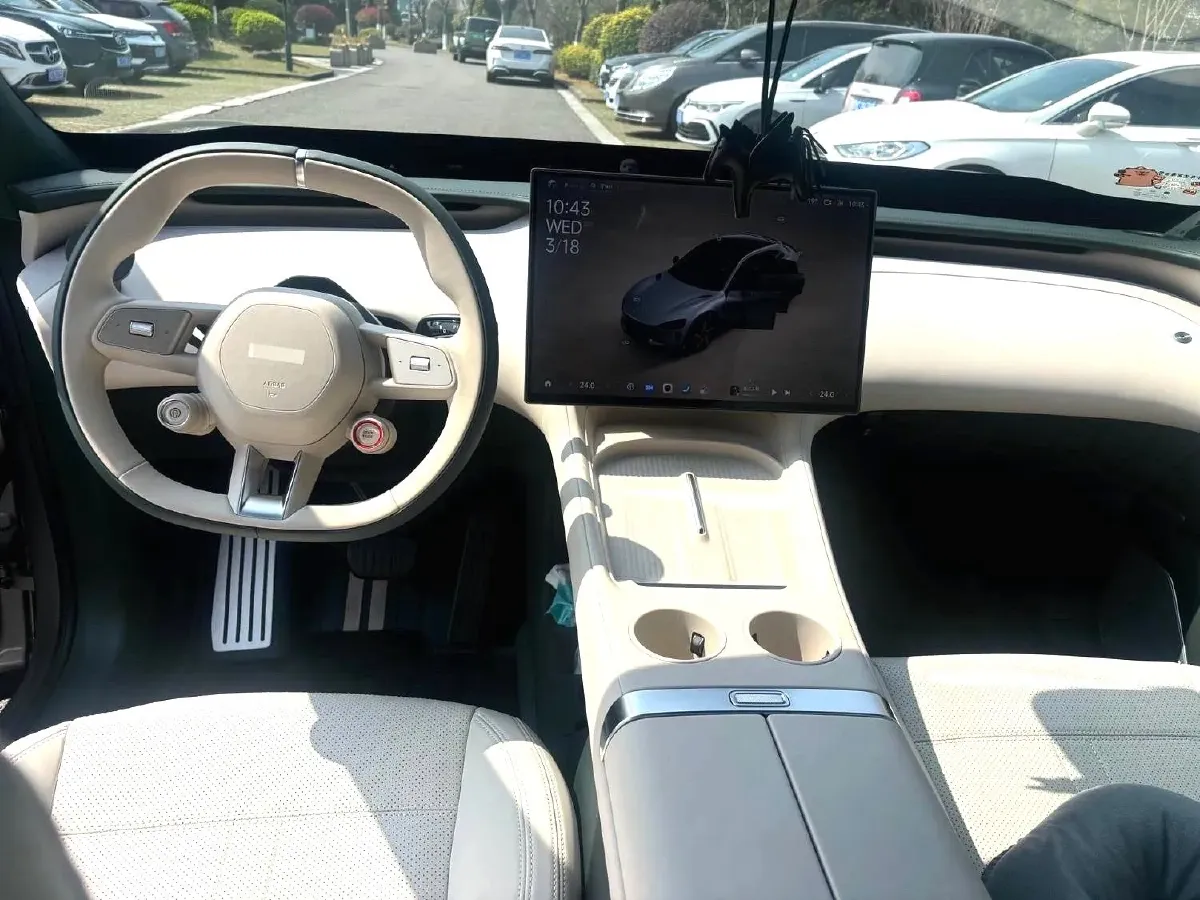 2025 MI YU7 BEV 101.7KWH,autocango,china used car exporter,china ev exporter,chinese used car exporter,chinese used ev exporter