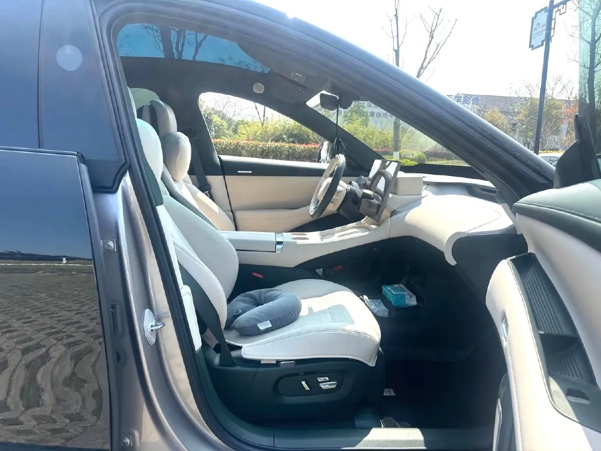 2025 MI YU7 BEV 101.7KWH,autocango,china used car exporter,china ev exporter,chinese used car exporter,chinese used ev exporter