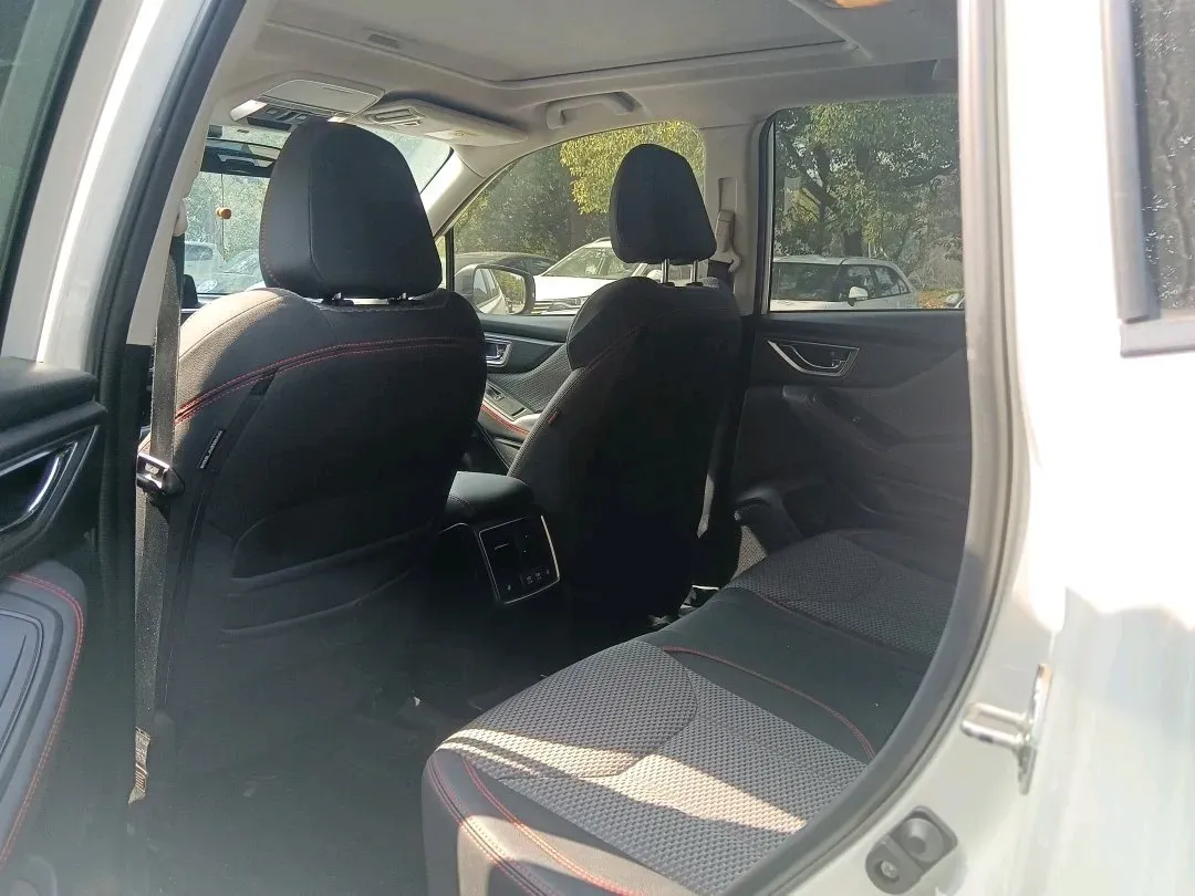 2021 Subaru Forester 2.0L 154HP H4 CVT,autocango,china used car exporter,china ev exporter,chinese used car exporter,chinese used ev exporter