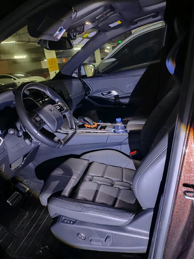 2018 DS 7 1.6T 220HP L4 8AT,autocango,china used car exporter,china ev exporter,chinese used car exporter,chinese used ev exporter