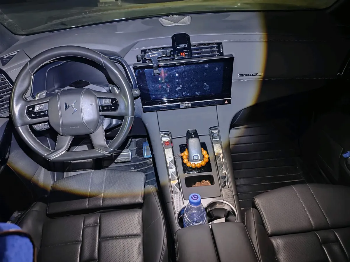 2018 DS 7 1.6T 220HP L4 8AT,autocango,china used car exporter,china ev exporter,chinese used car exporter,chinese used ev exporter