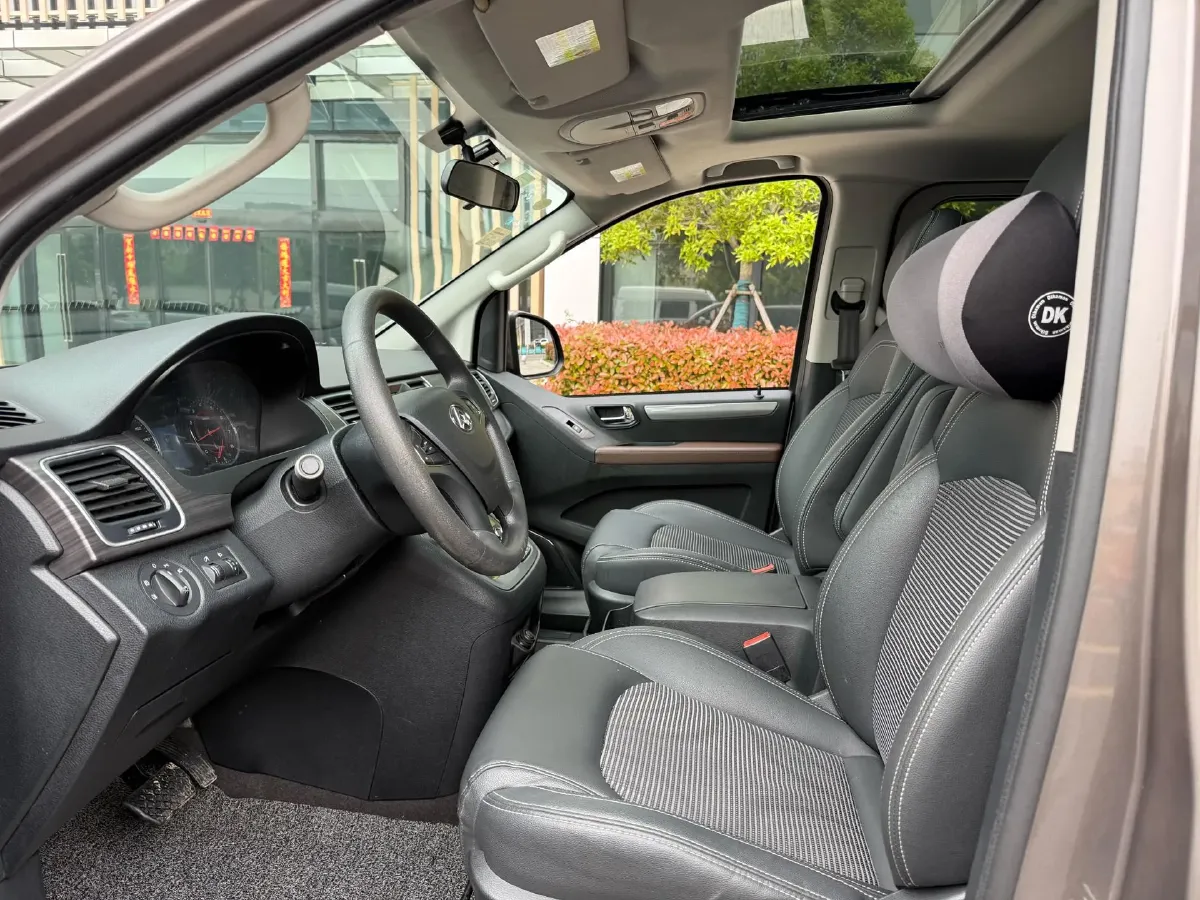 2016 MAXUS G10 2.0T 224HP L4 6AT,autocango,china used car exporter,china ev exporter,chinese used car exporter,chinese used ev exporter